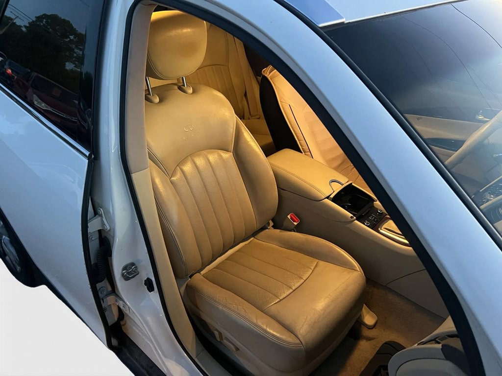 2012 INFINITI EX35 Image 11