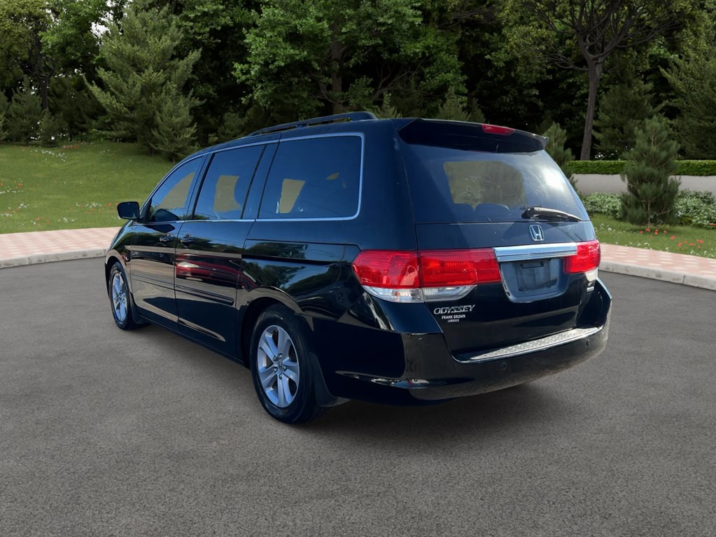 2010 Honda Odyssey Image 4