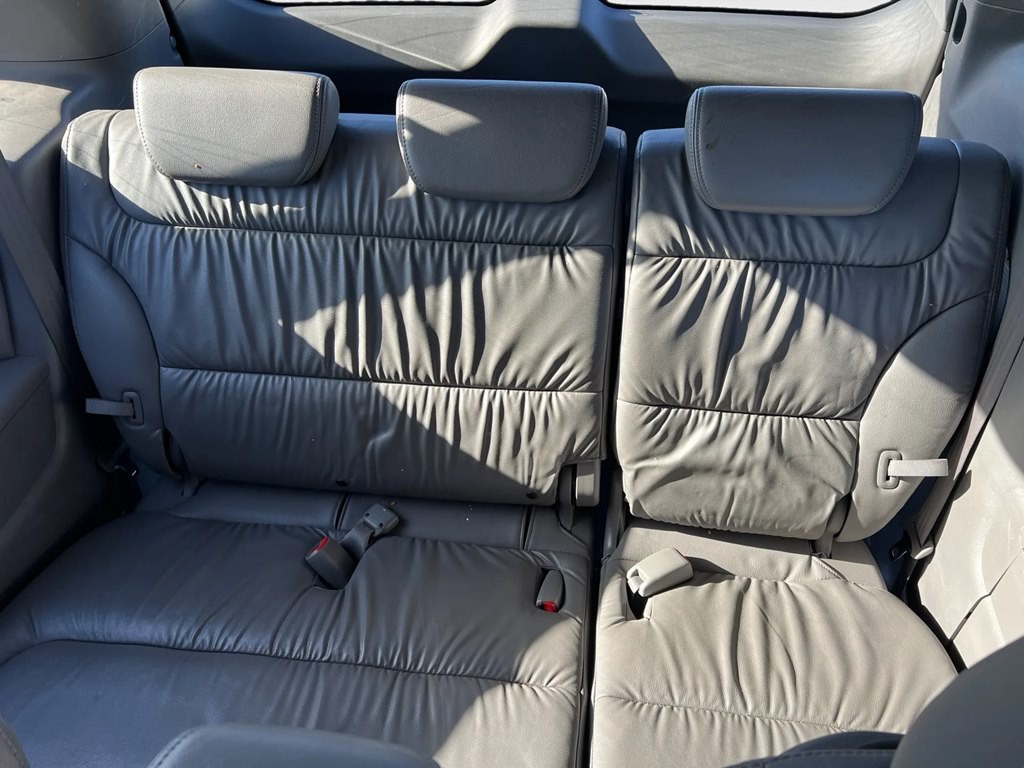 2010 Honda Odyssey Image 14
