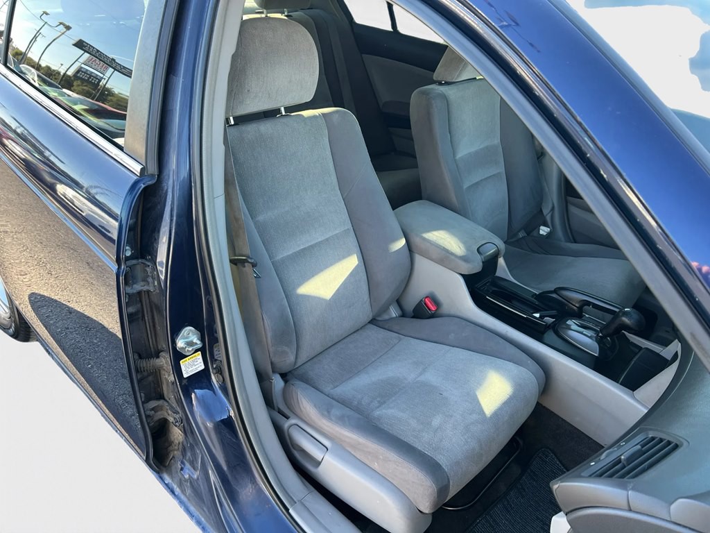 2009 Honda Accord Image 11