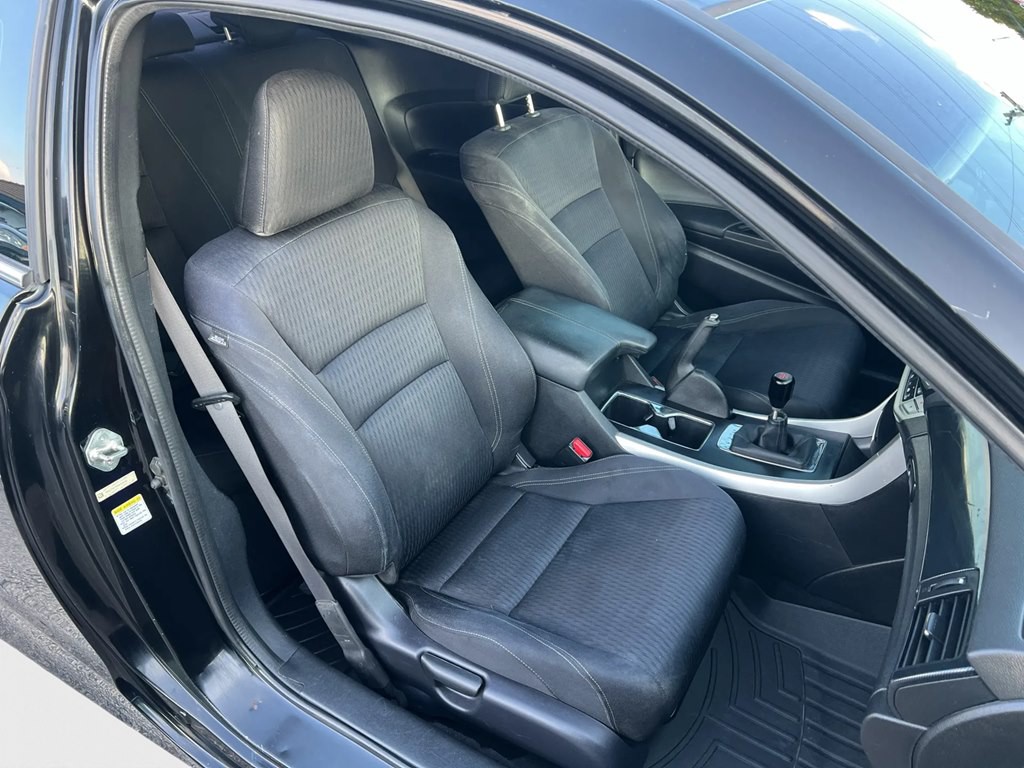 2013 Honda Accord Image 11