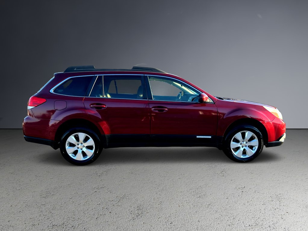 2011 Subaru Outback Image 3