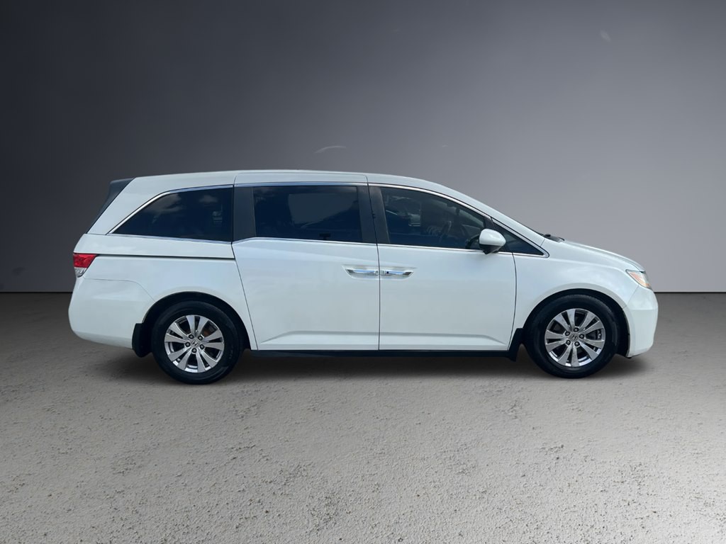 2014 Honda Odyssey Image 3