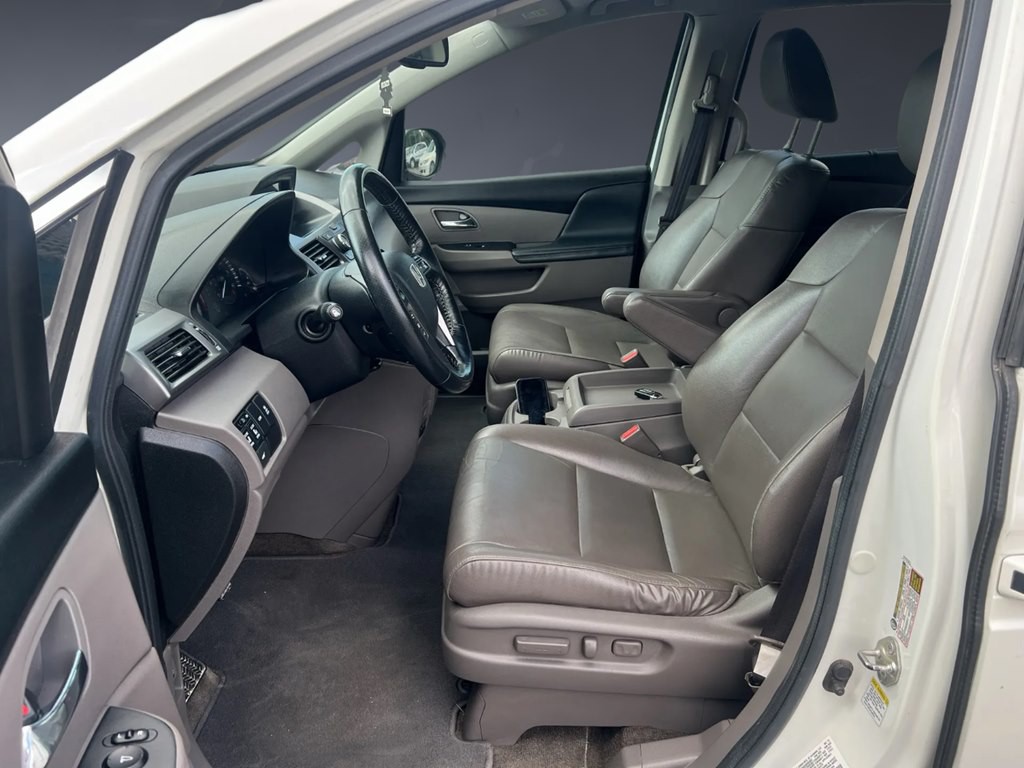 2014 Honda Odyssey Image 8