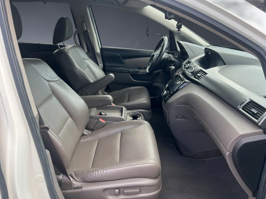 2014 Honda Odyssey Image 10
