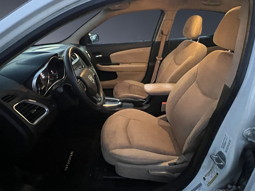 2014 Dodge Avenger Image 10