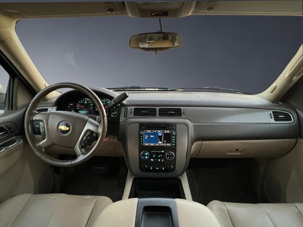 2013 Chevrolet Suburban Image 7