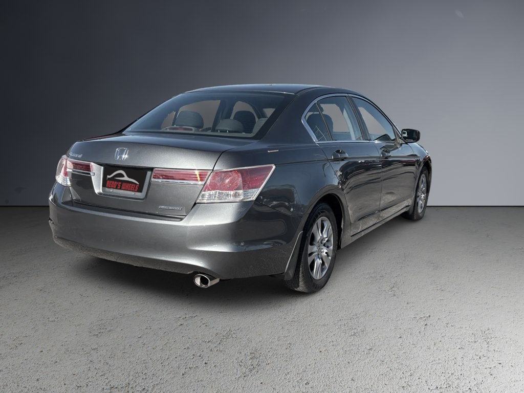 2011 Honda Accord Image 5