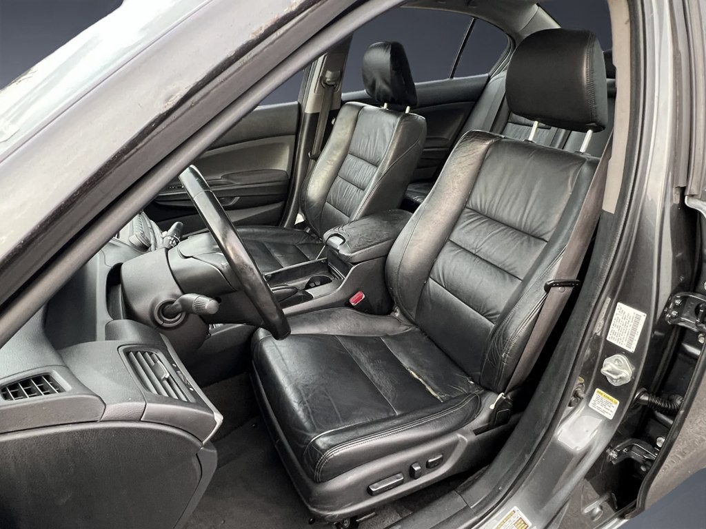 2011 Honda Accord Image 9