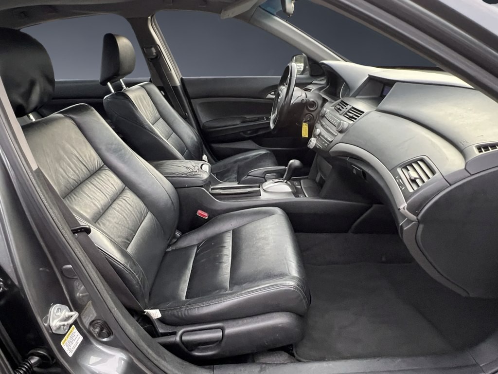 2011 Honda Accord Image 10