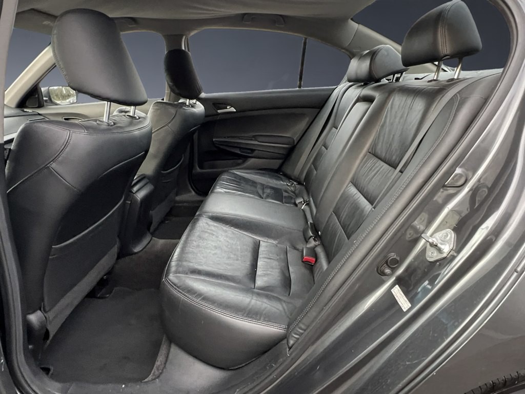 2011 Honda Accord Image 13