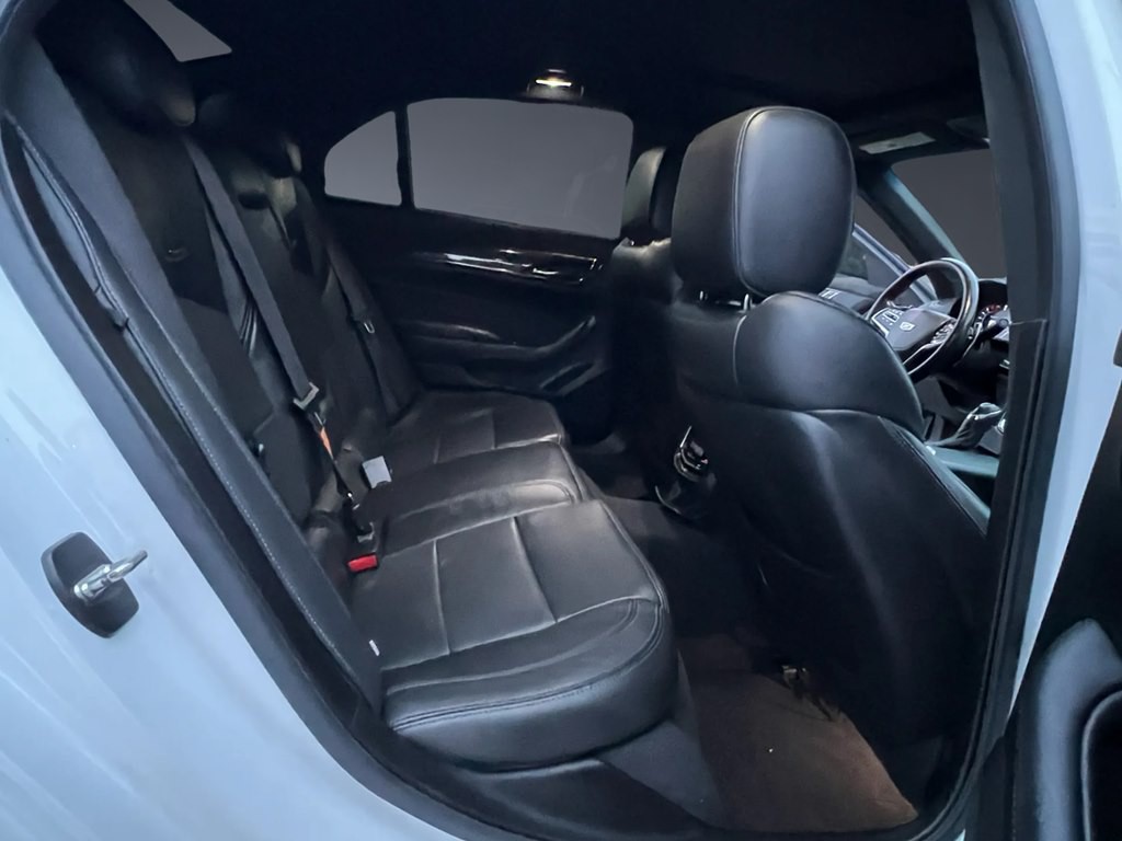 2016 Cadillac CTS Image 12