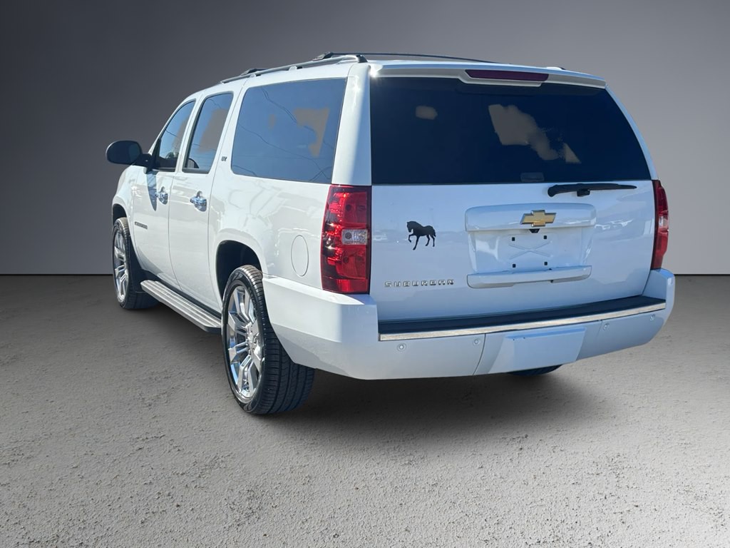 2009 Chevrolet Suburban Image 6