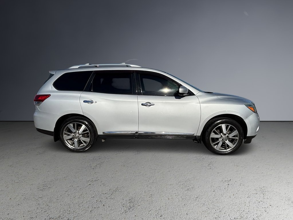 2013 Nissan Pathfinder Image 3