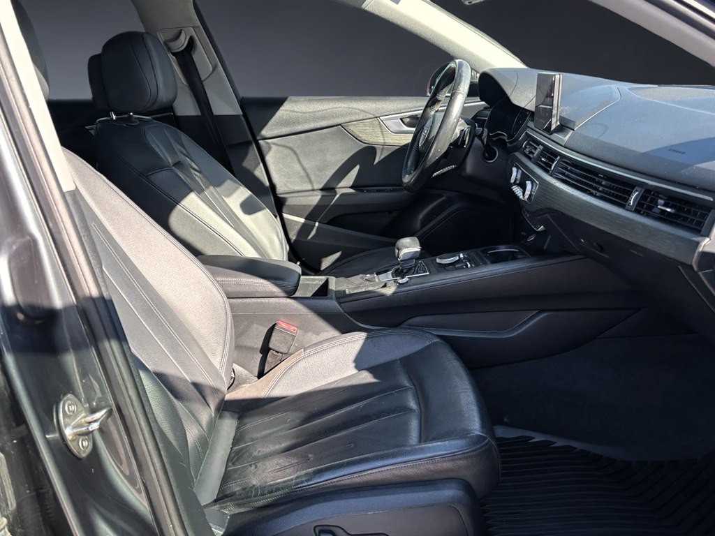 2017 Audi A4 Image 10