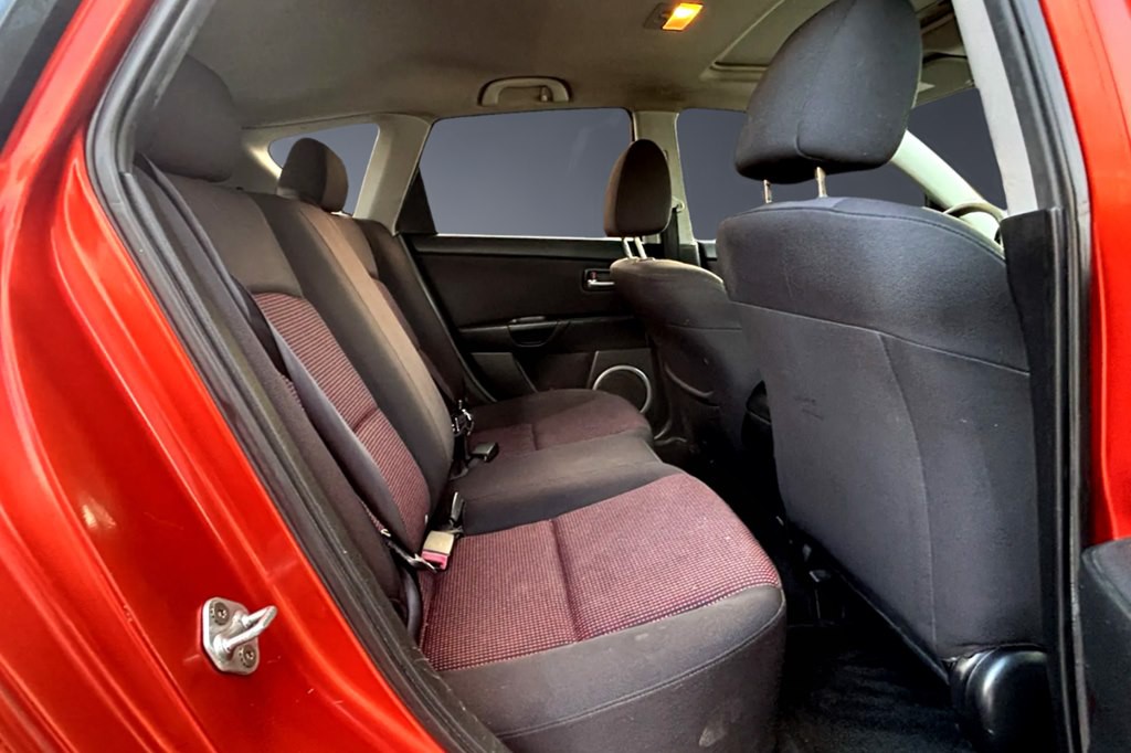 2005 Mazda Mazda3 Image 12
