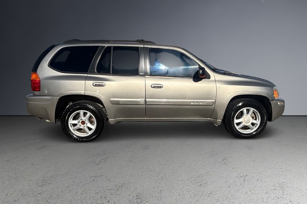 2002 GMC Envoy Image 3