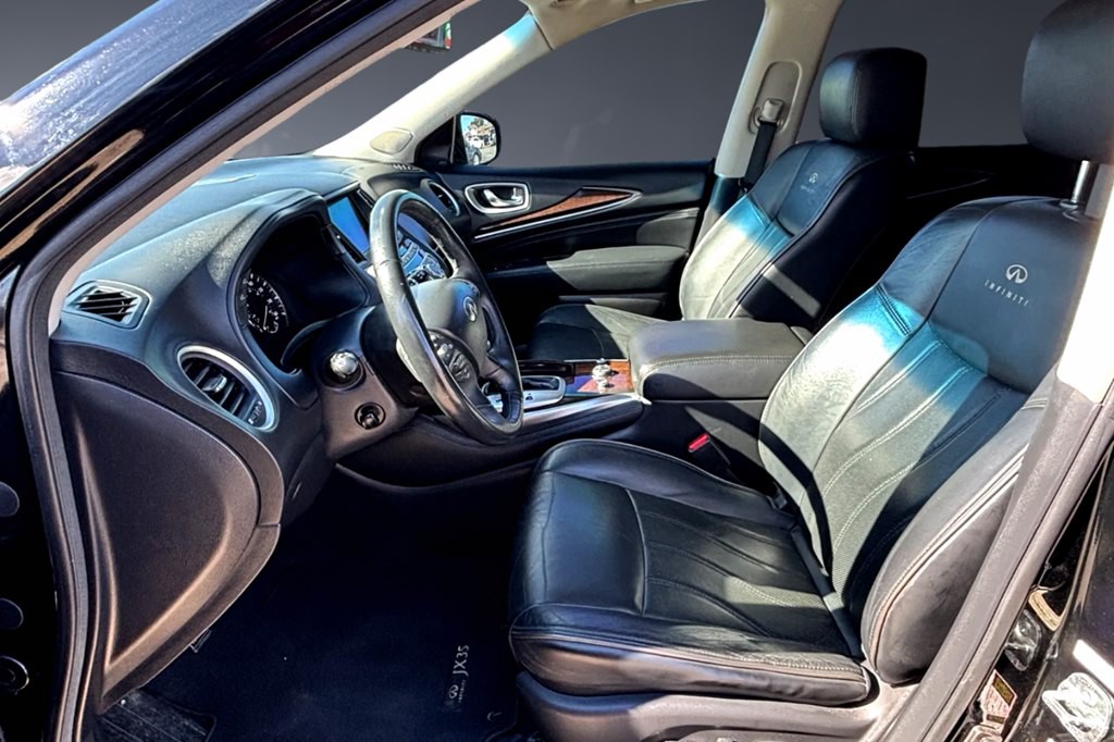 2013 INFINITI JX35 Image 8