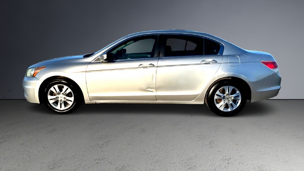 2011 Honda Accord Image 4