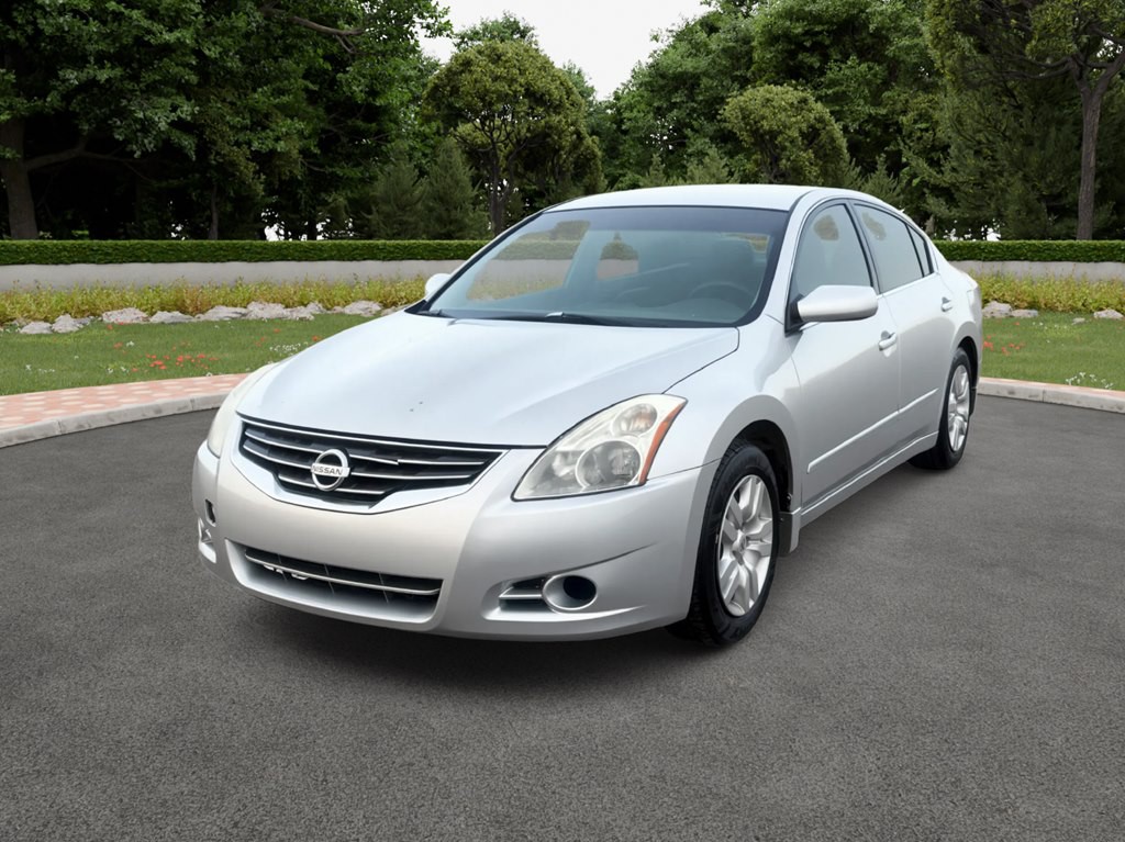 2012 Nissan Altima Image 2