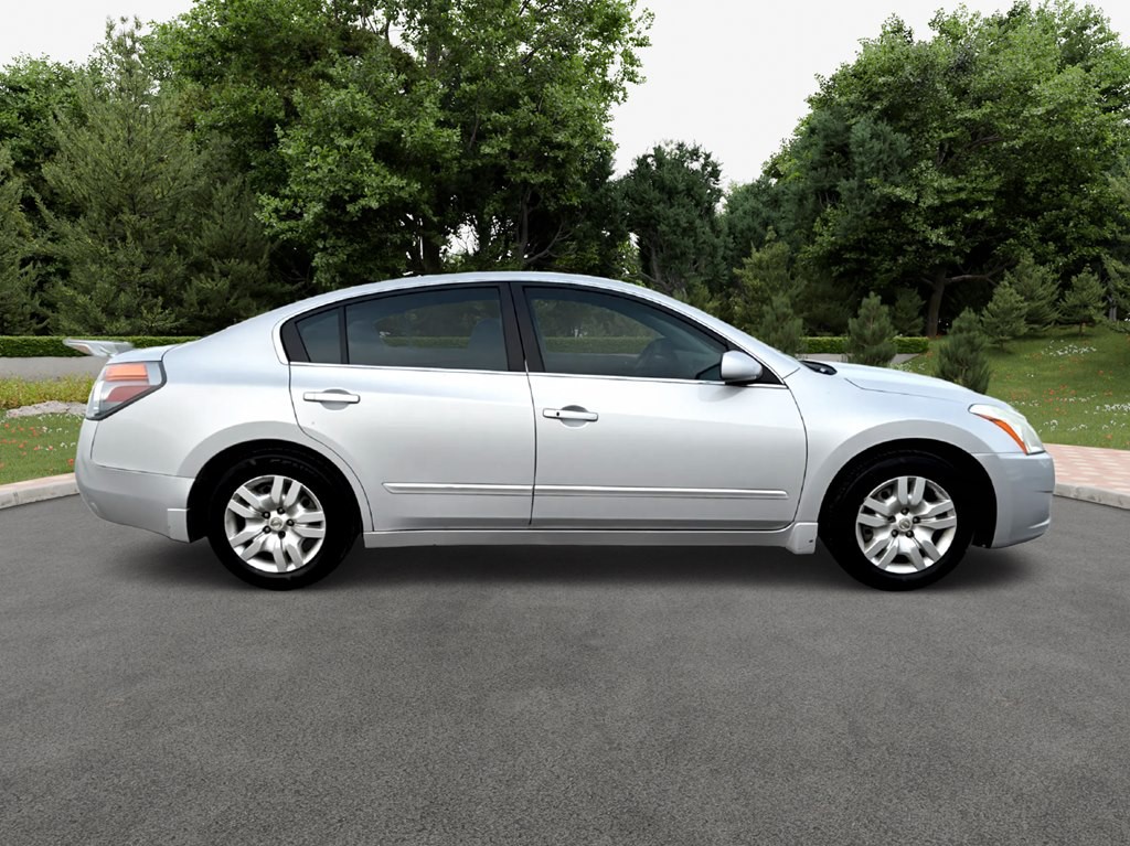 2012 Nissan Altima Image 3