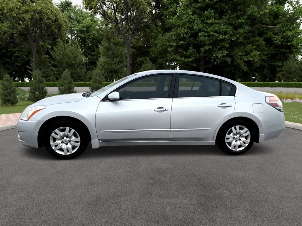 2012 Nissan Altima Image 4