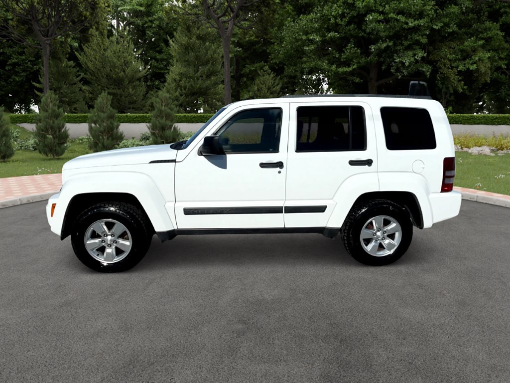 2012 Jeep Liberty Image 4