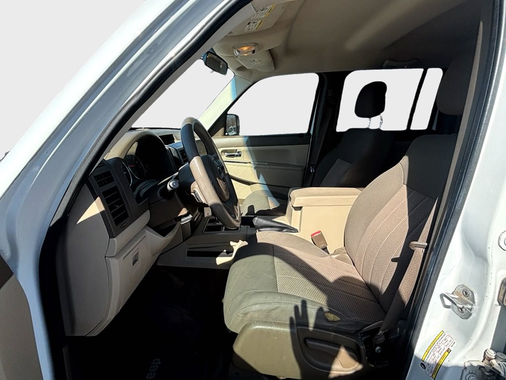 2012 Jeep Liberty Image 8