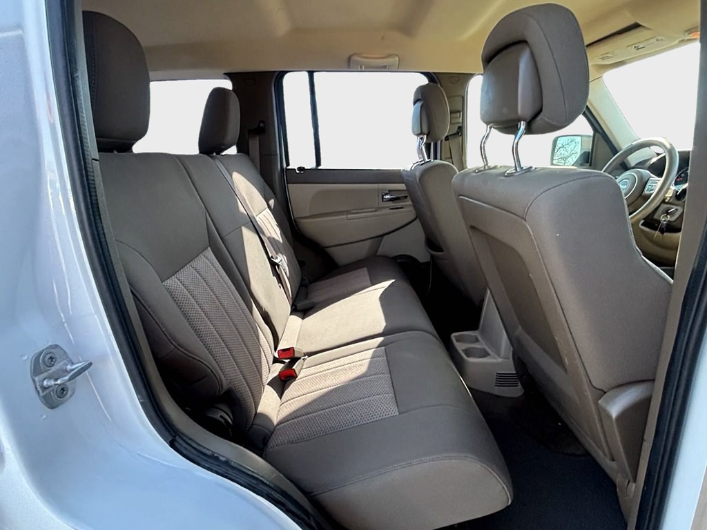2012 Jeep Liberty Image 12