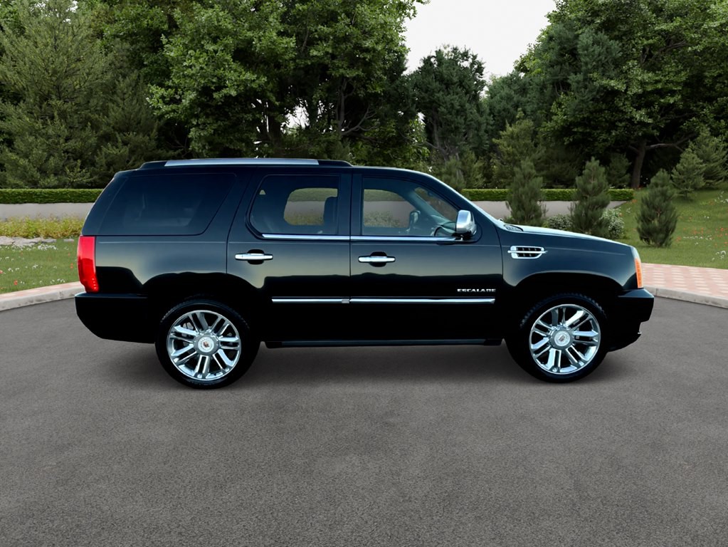 2014 Cadillac Escalade Image 3