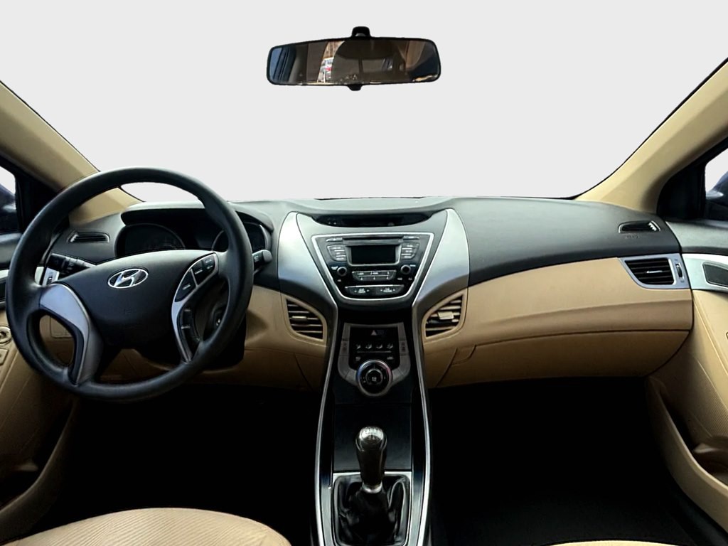 2013 Hyundai Elantra Image 7