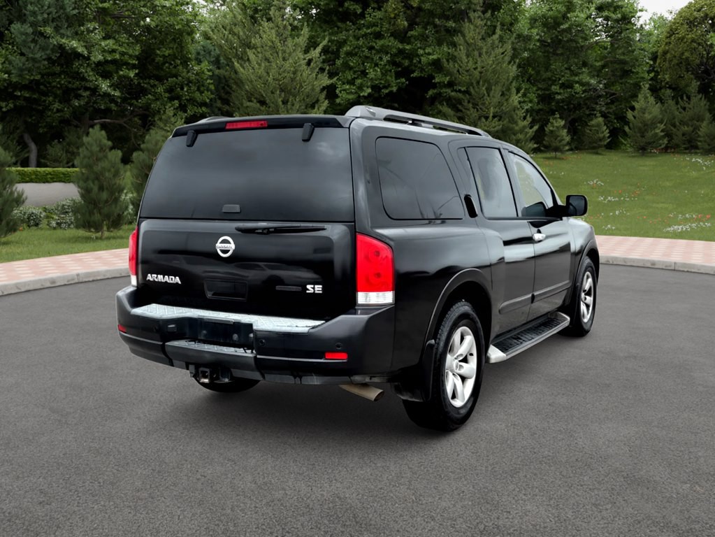 2010 Nissan Armada Image 3