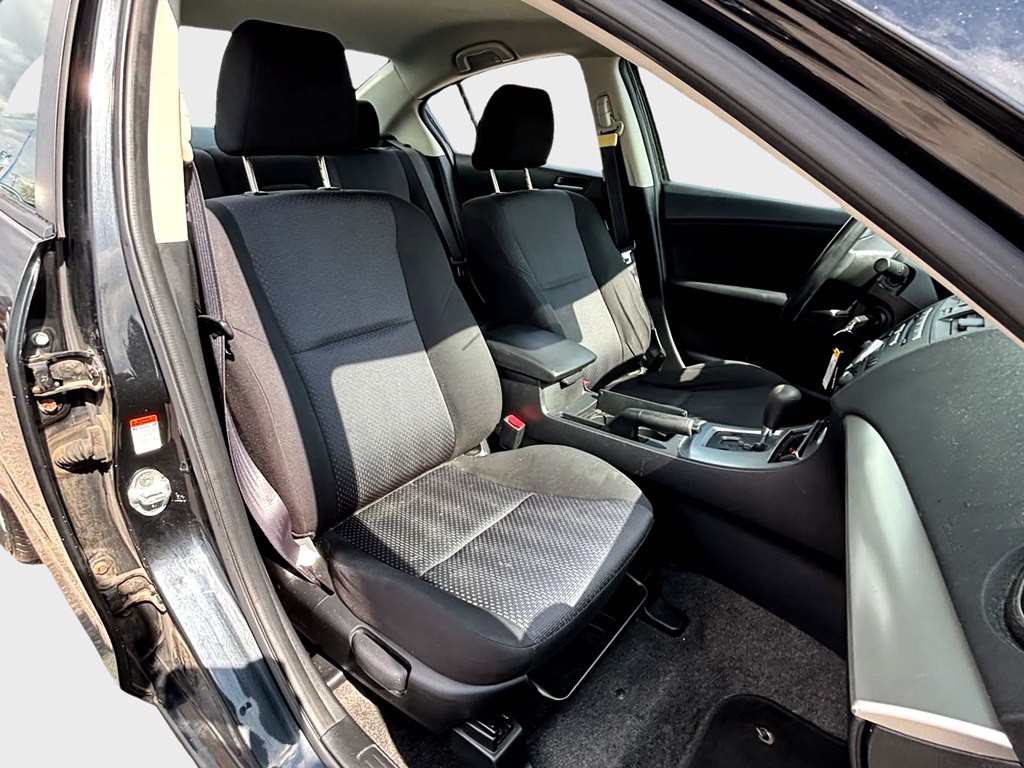 2010 Mazda Mazda3 Image 11