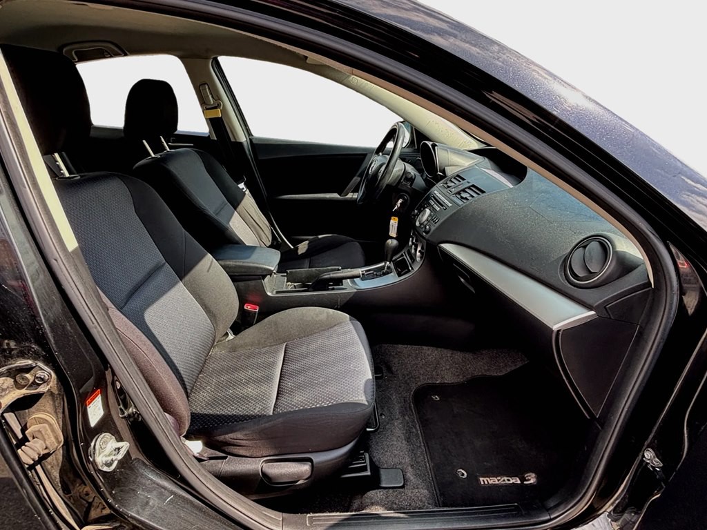 2010 Mazda Mazda3 Image 10