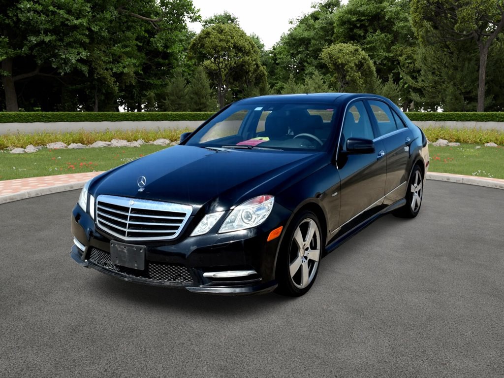 2012 Mercedes-Benz E-Class Image 2