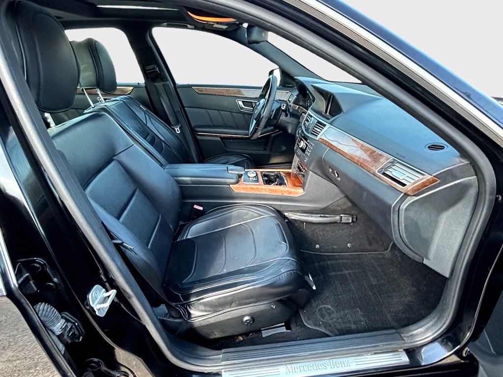 2012 Mercedes-Benz E-Class Image 10