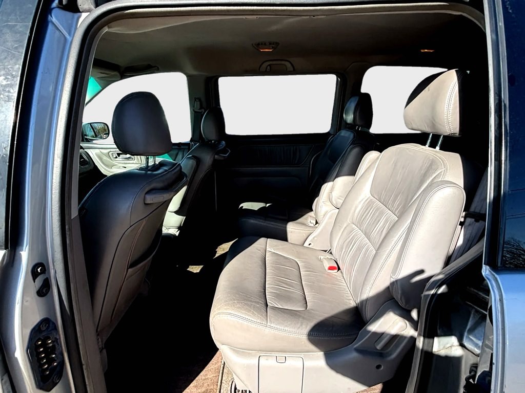 2004 Honda Odyssey Image 13