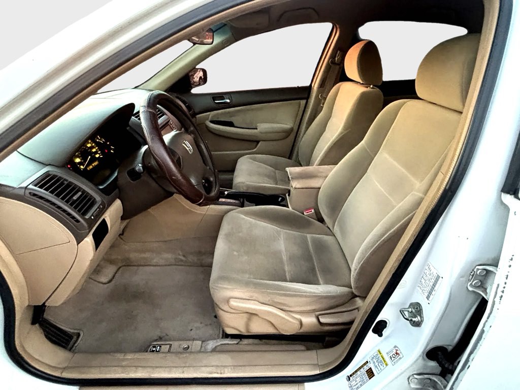 2007 Honda Accord Image 8