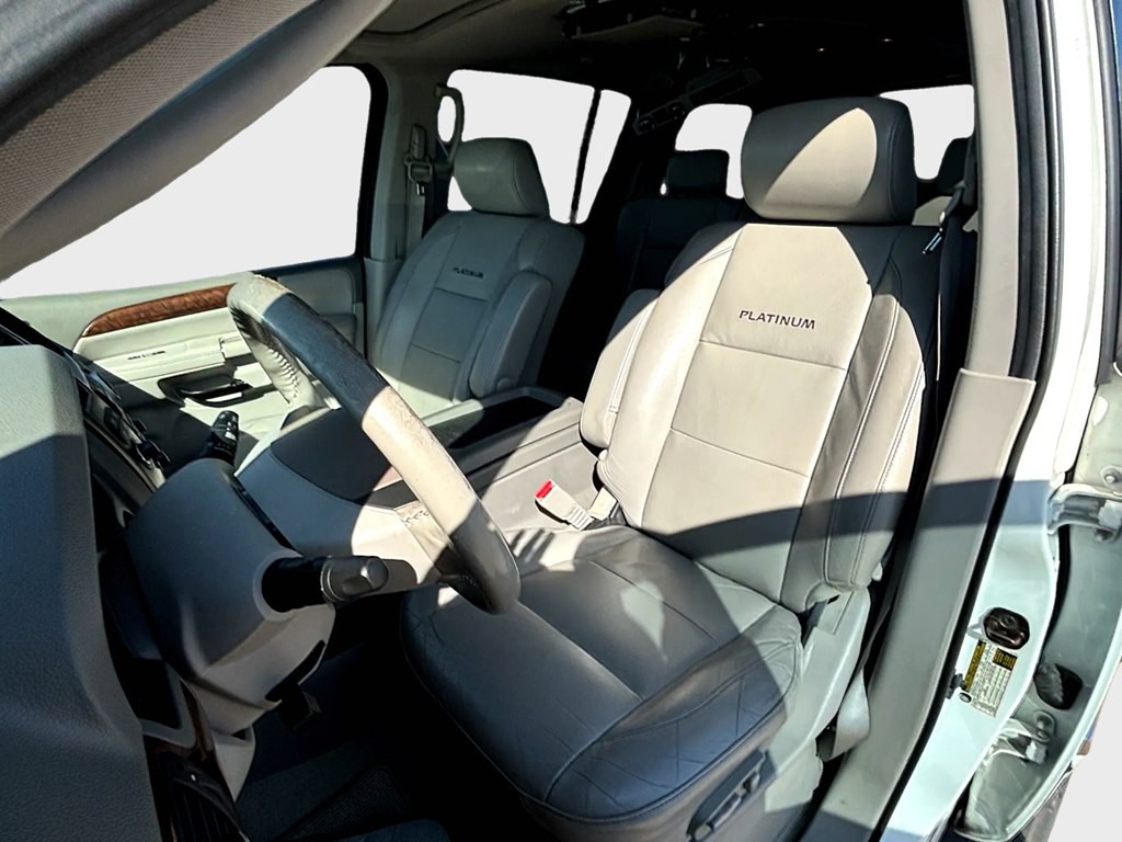 2010 Nissan Armada Image 9
