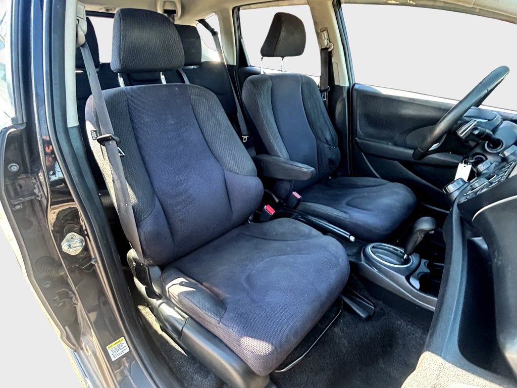 2012 Honda Fit Image 11