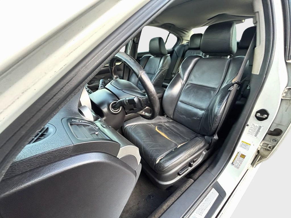 2010 Acura TL Image 9