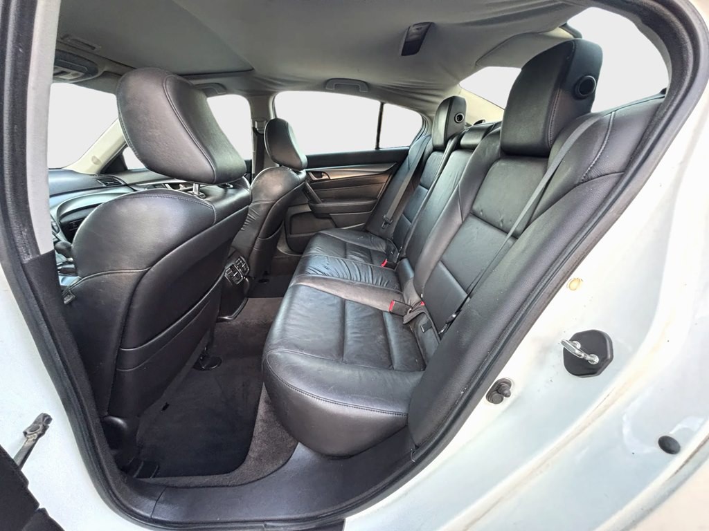 2010 Acura TL Image 13
