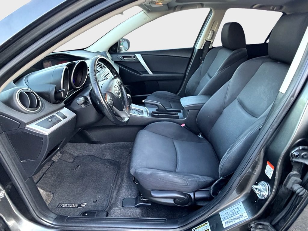 2011 Mazda Mazda3 Image 8
