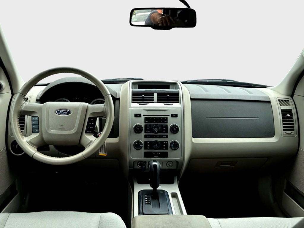 2010 Ford Escape Image 7