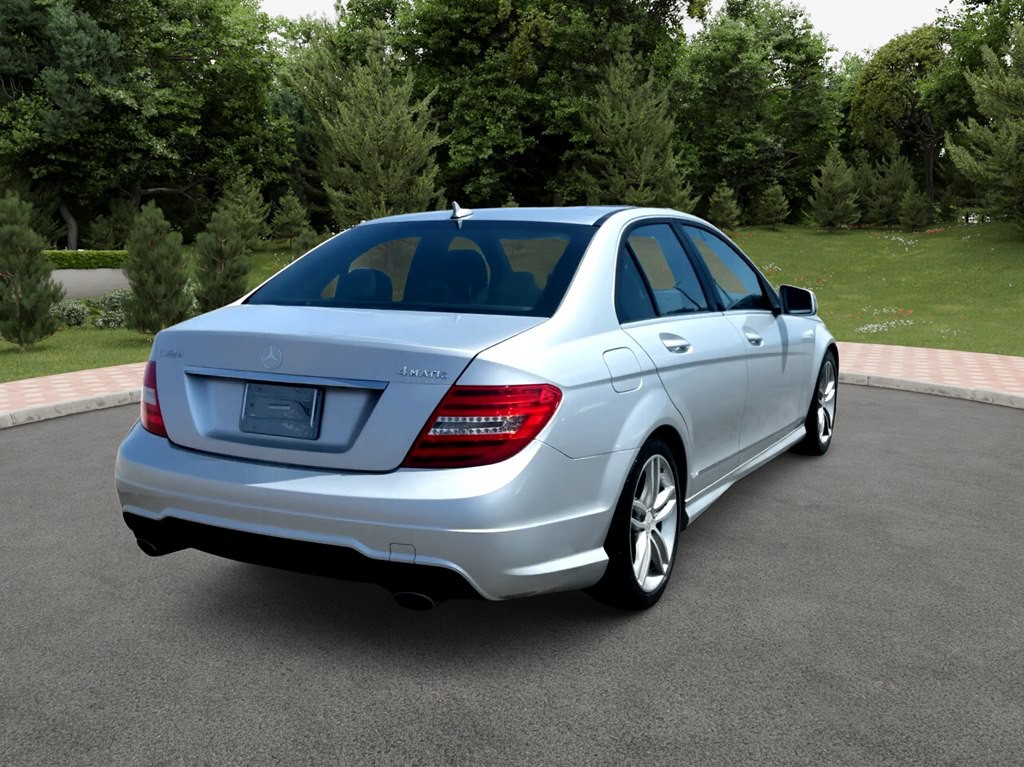 2012 Mercedes-Benz C-Class Image 5