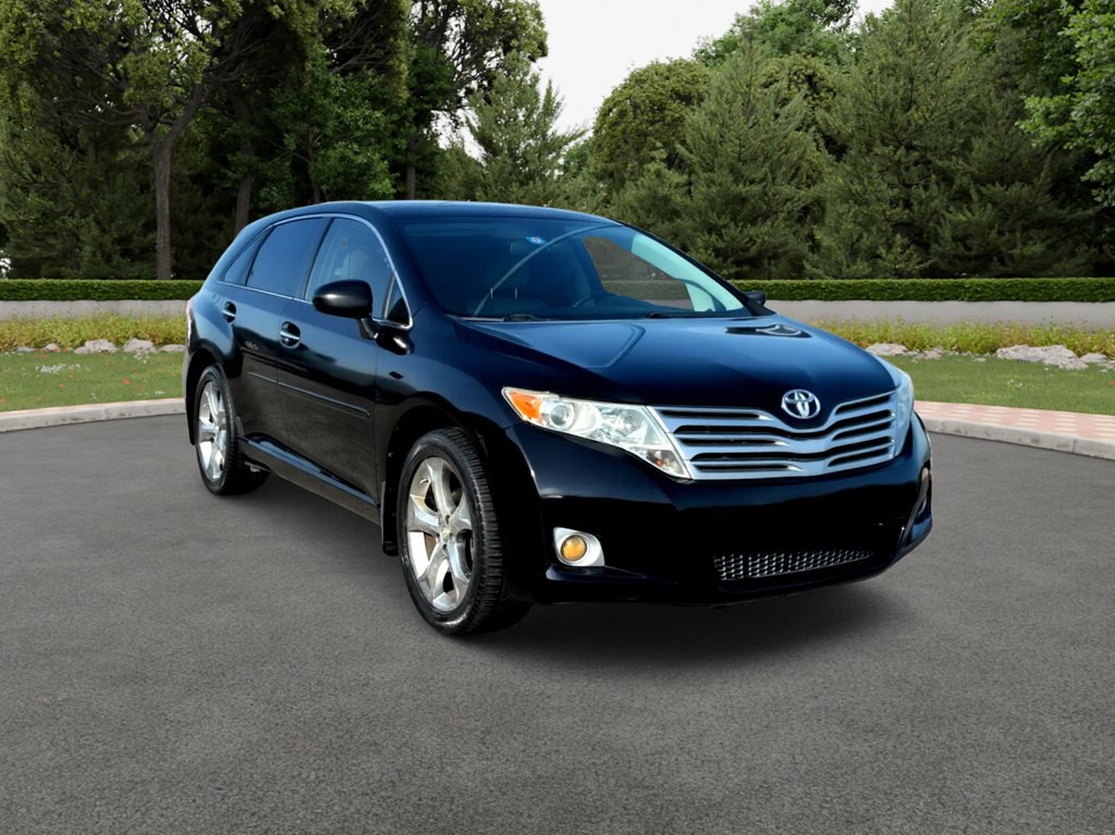 2010 Toyota Venza Image 1