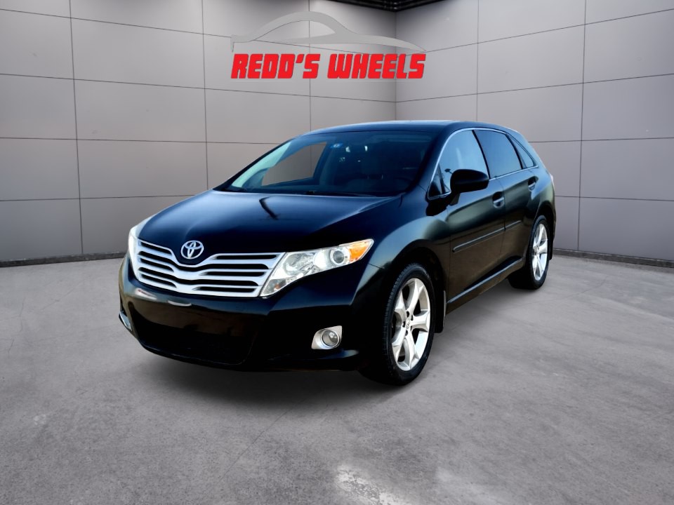 2010 Toyota Venza Image 2