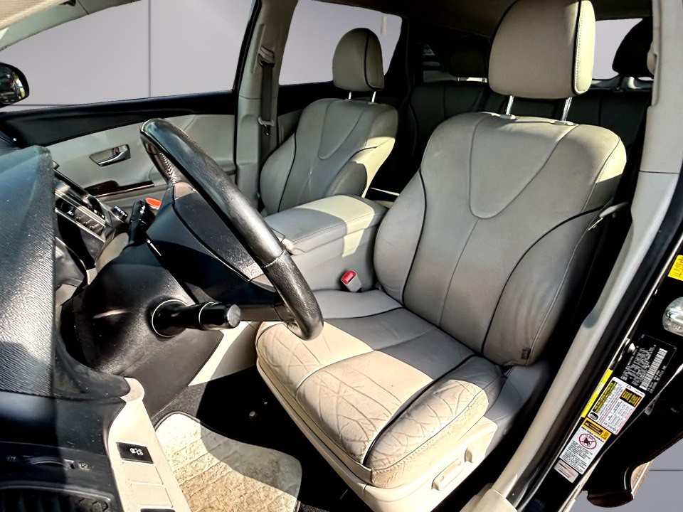 2010 Toyota Venza Image 9