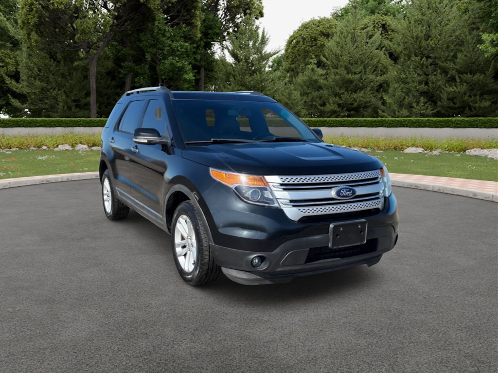 2014 Ford Explorer Image 1