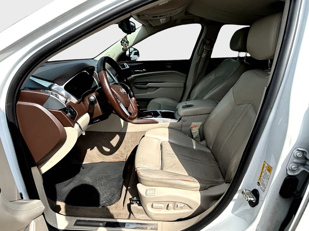 2013 Cadillac SRX Image 8